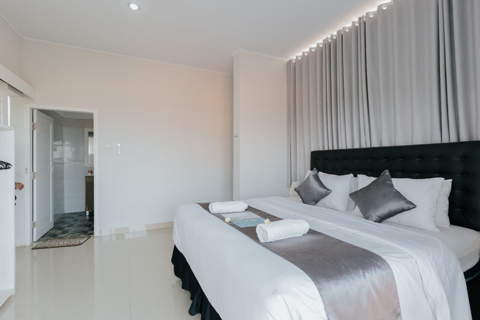 Sunrise Deluxe Double Sea View