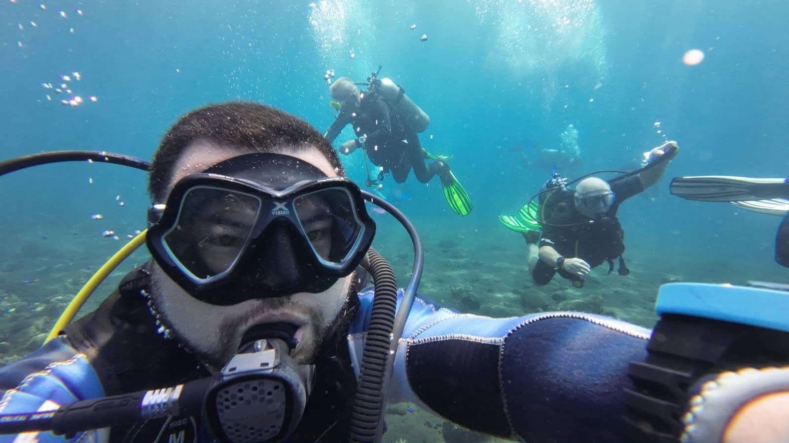Tropical accommodation for a PADI Divemaster stay